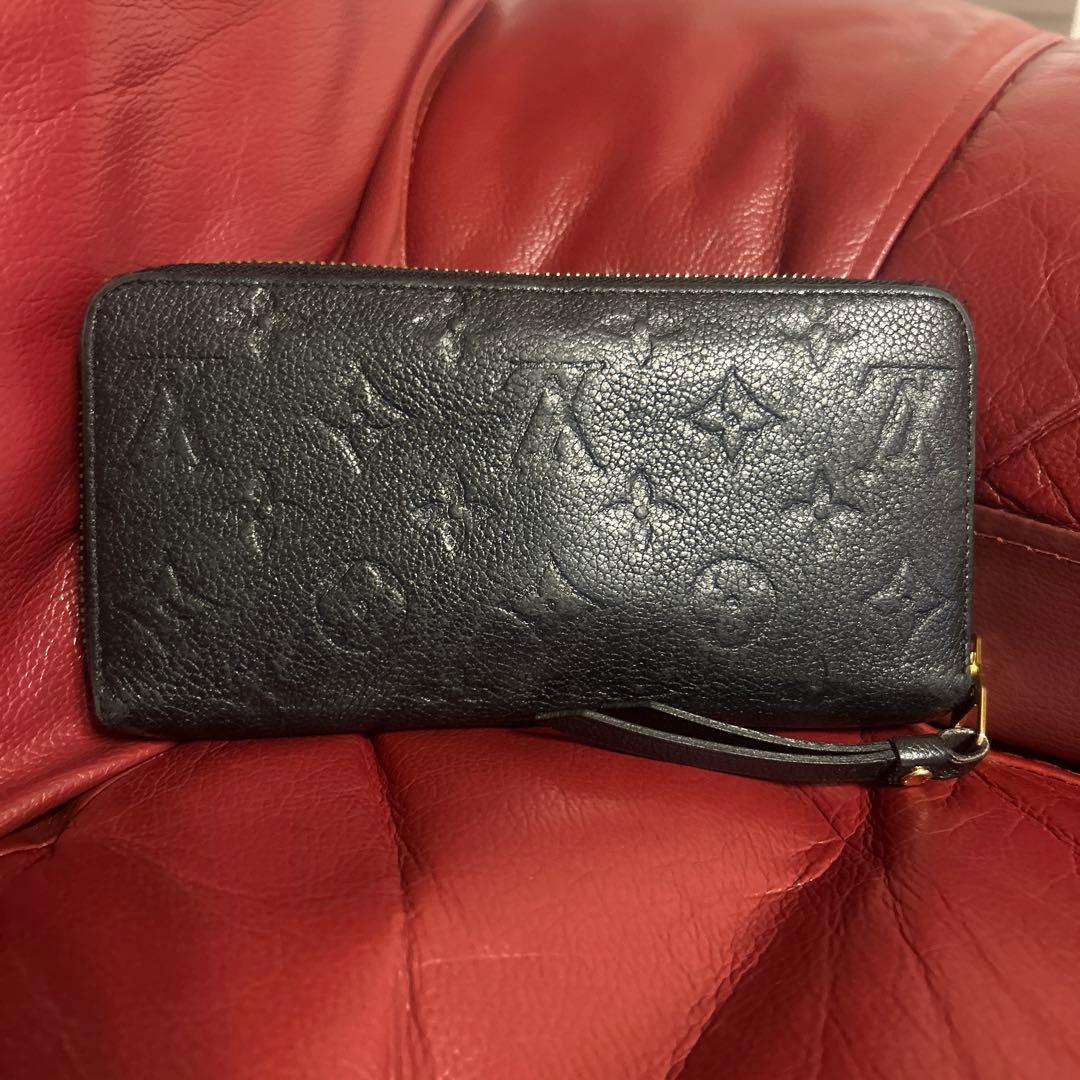 I*8様 ルイヴィトン アンプラントジッピーウォレット