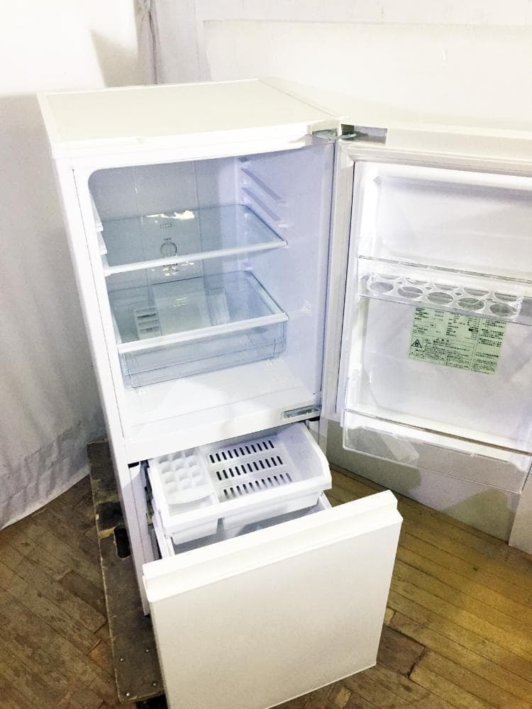 30日迄！19年製★AQUA 126L 冷蔵庫【AQR-E13H-W】