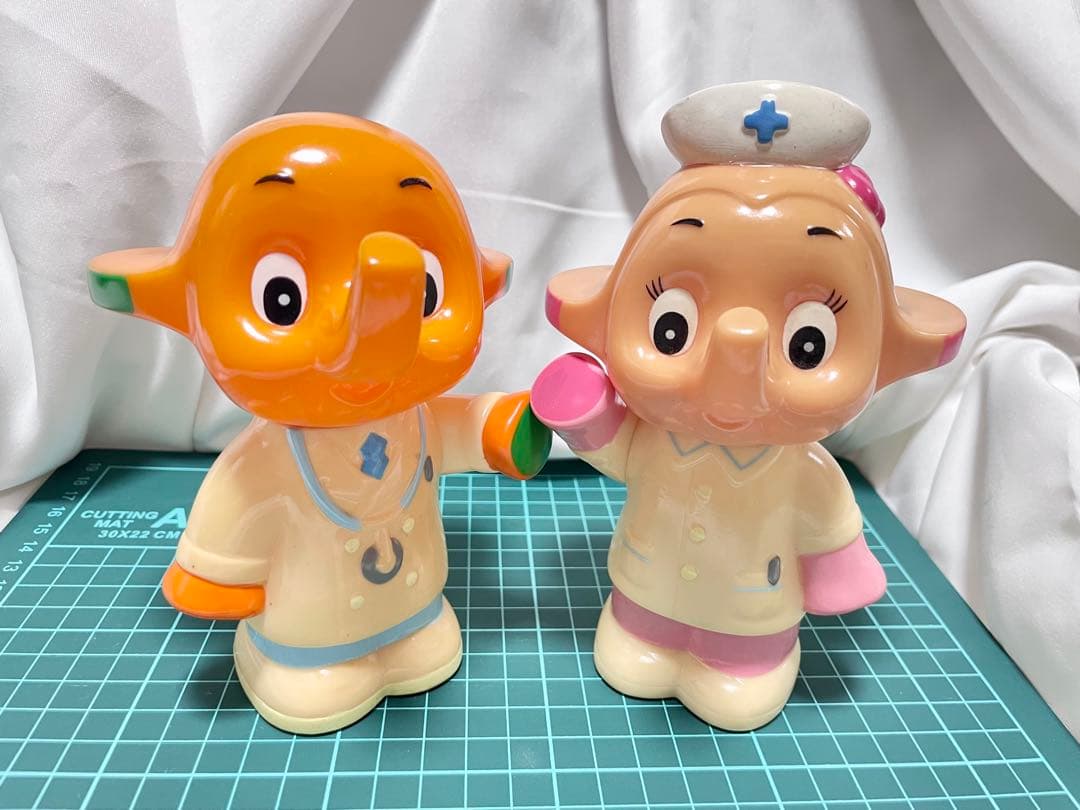 りゅう様＊おまとめ　デハラユキノリフィギュア＋サトちゃん•サトコちゃん貯金箱