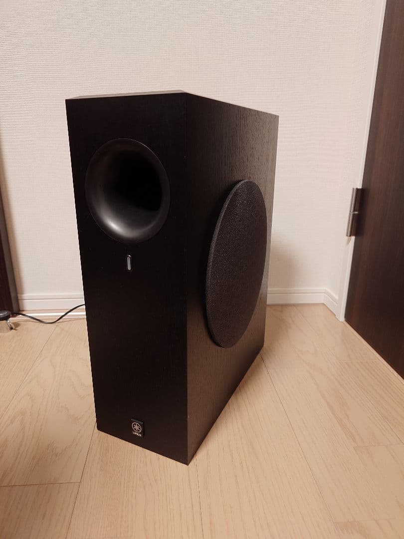 ヤマハ サブウーファーNS-SW210B(ブラック) 接続ケーブル付き