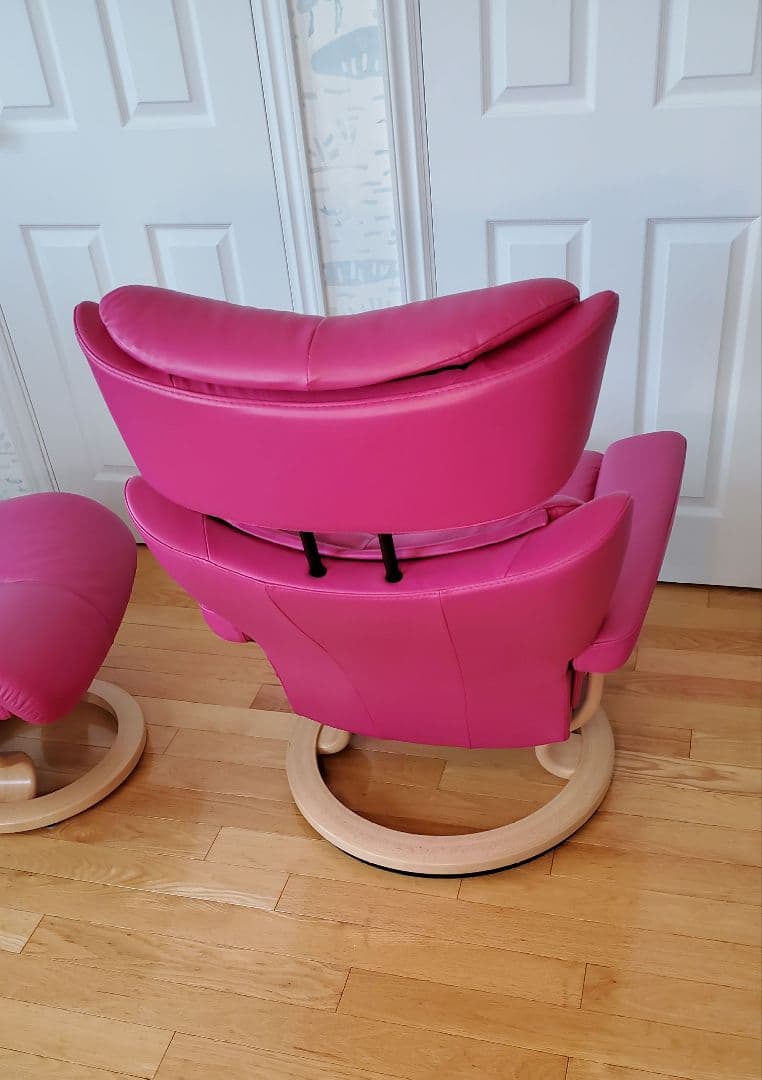 AZさま★（送料込）ストレスレスチェア本体　マジック　ラズベリーカラー