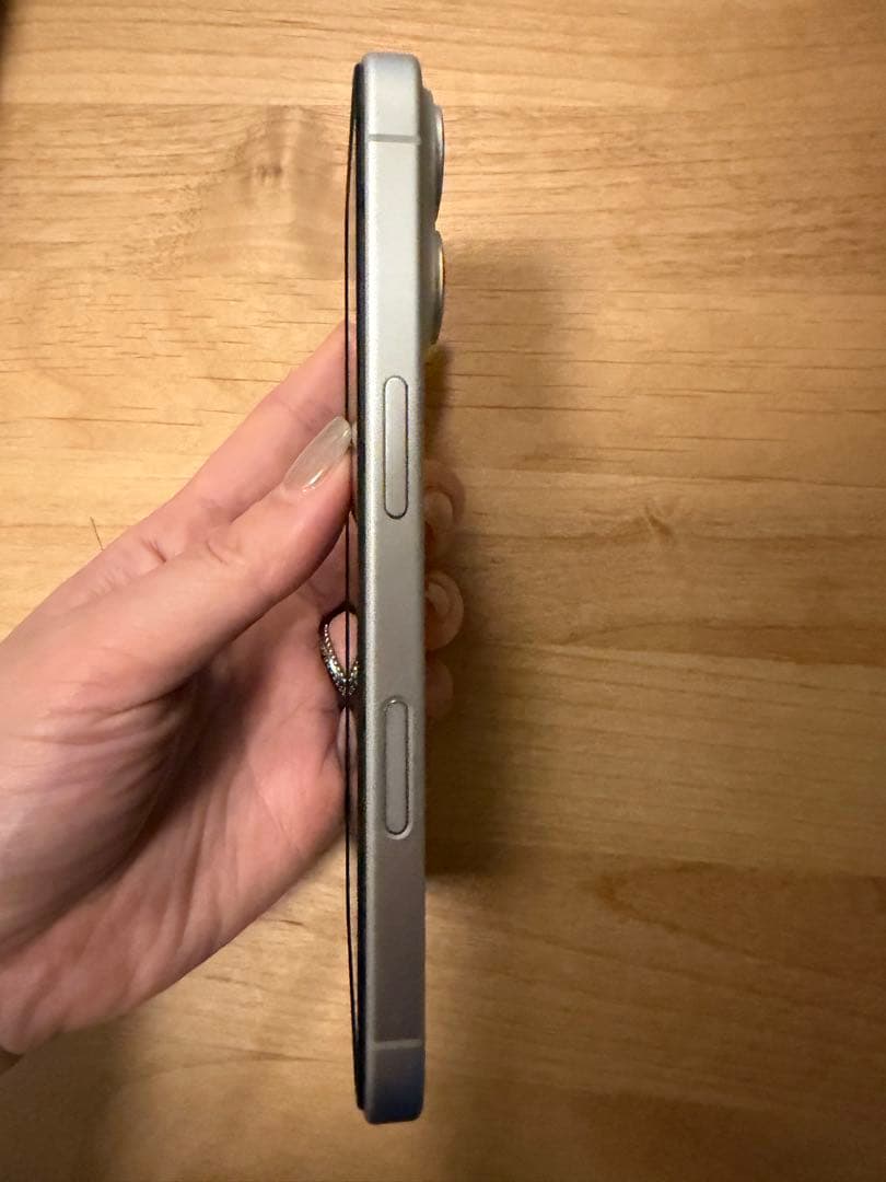 Apple iPhone 16 White 256GB SIMフリー