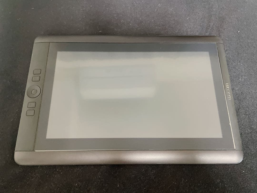 液タブ・ペンタブ WACOM Cintiq 13HD DTK-1300/K0
