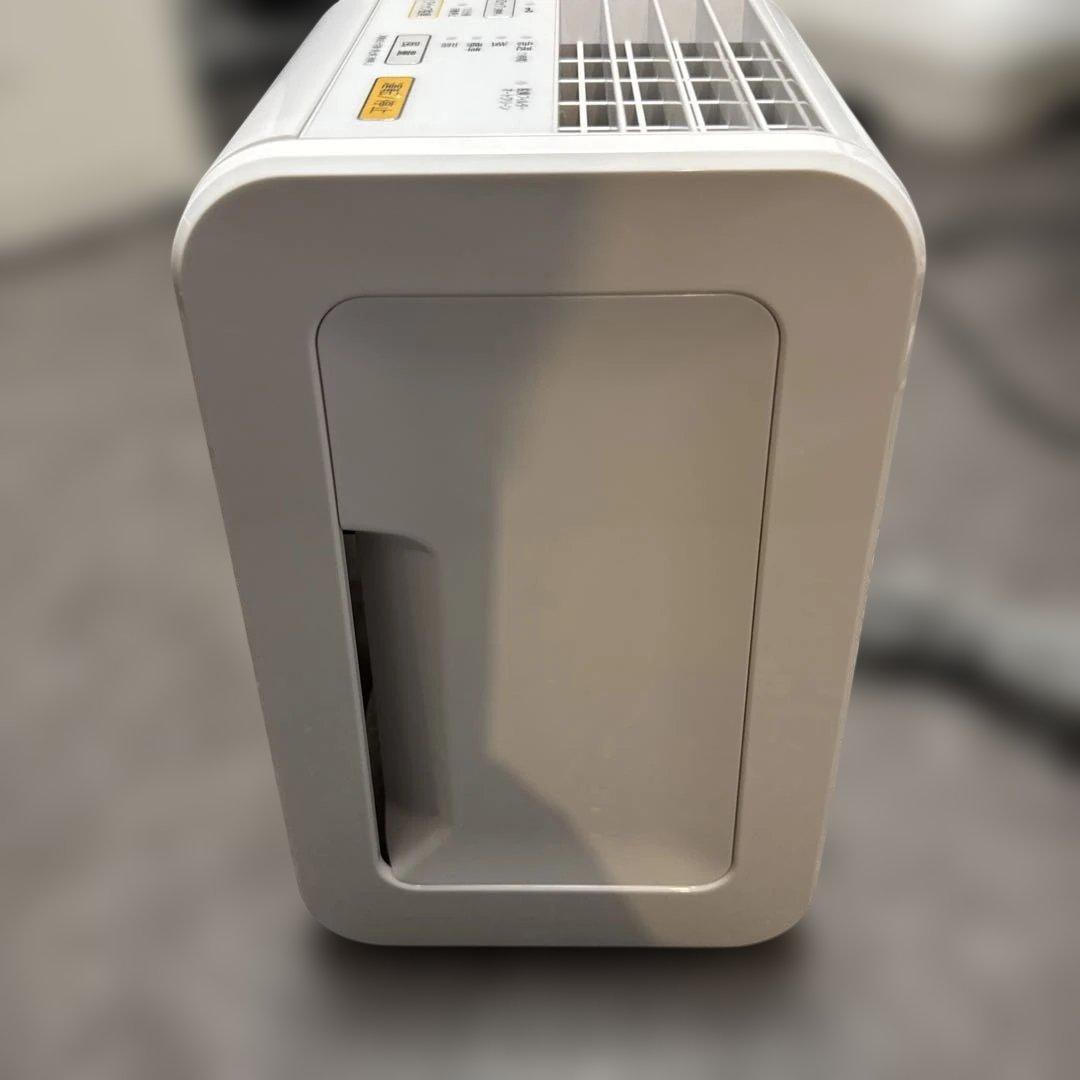 PLAZION プラズィオン 小型脱臭機 DAS-15K-W 2020年製