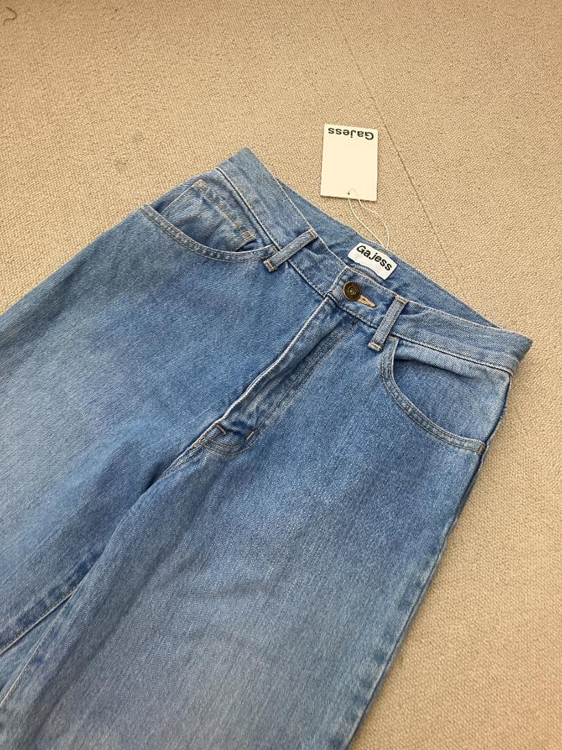 （K11172）新品　Gajess Her Jeans ストレートデニム　23