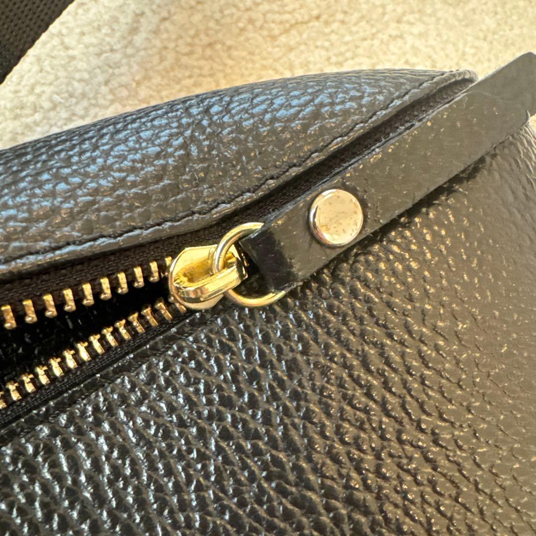 ELIE BEAUMONT エリー・ビューモント ブラックレザー ボディバッグ