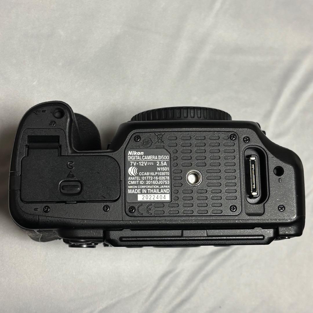 Nikon D500 + MB-D17 （バッテリー２個）