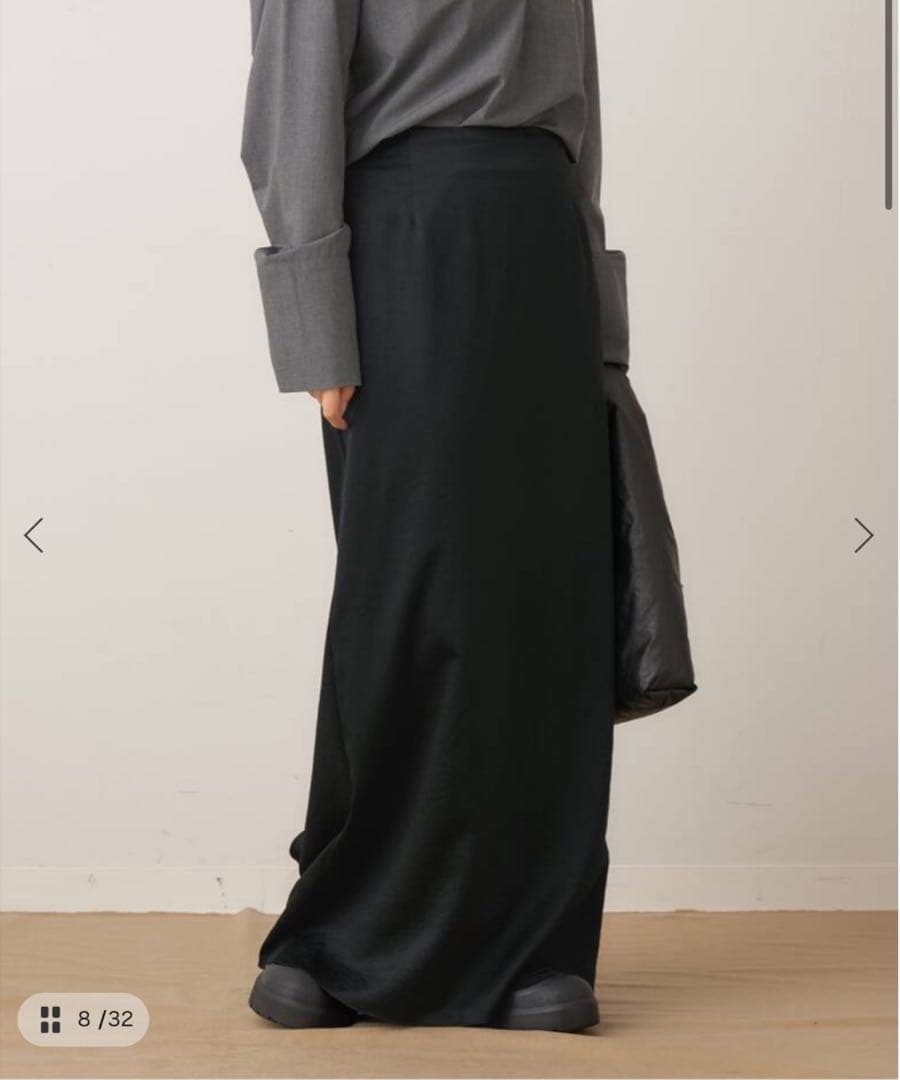 plage crush satin minimal スカート