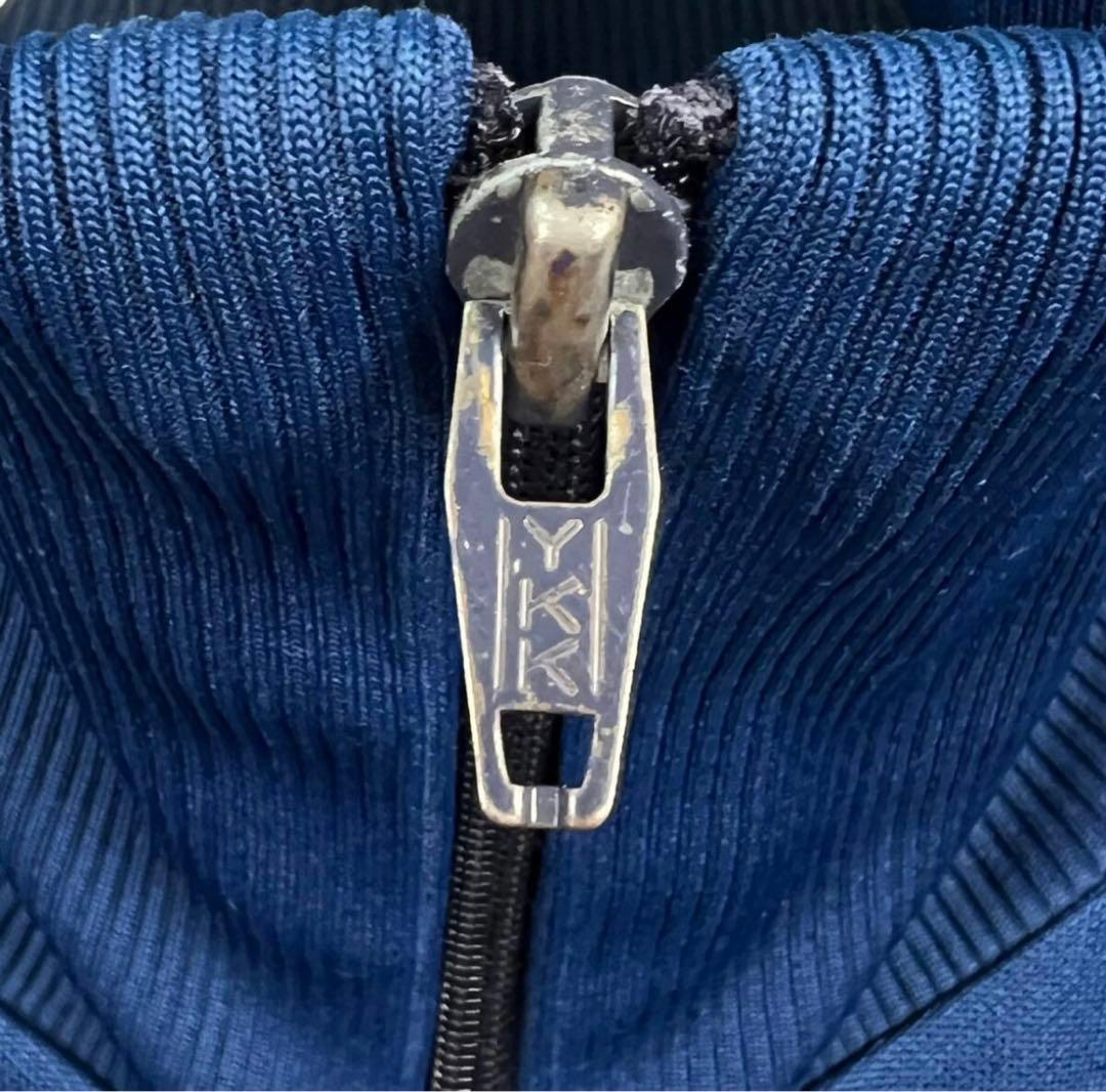 アディダス デサント トラックジャケット