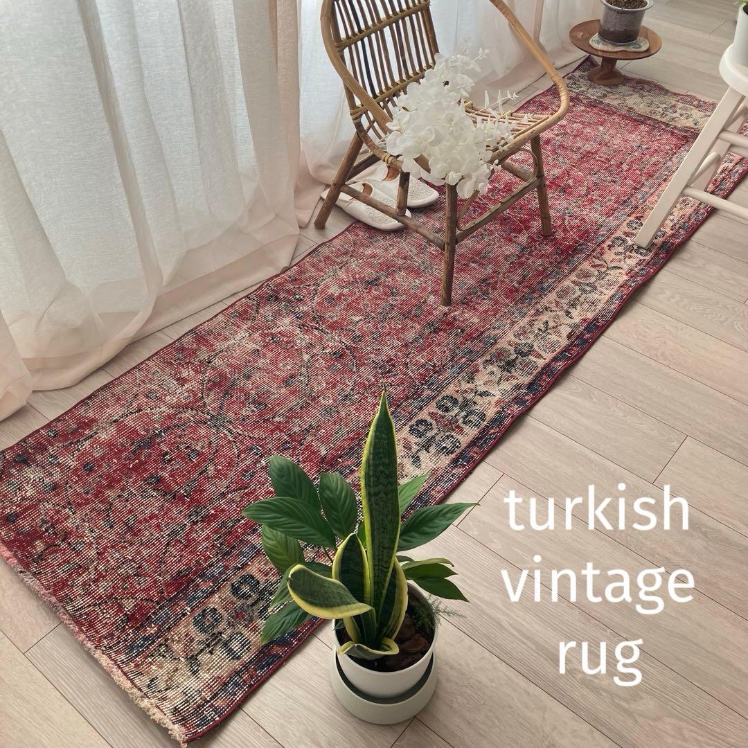 レッド64×222フローラル　ミルキー　ランナー　ロング　トルコヴィンテージラグ