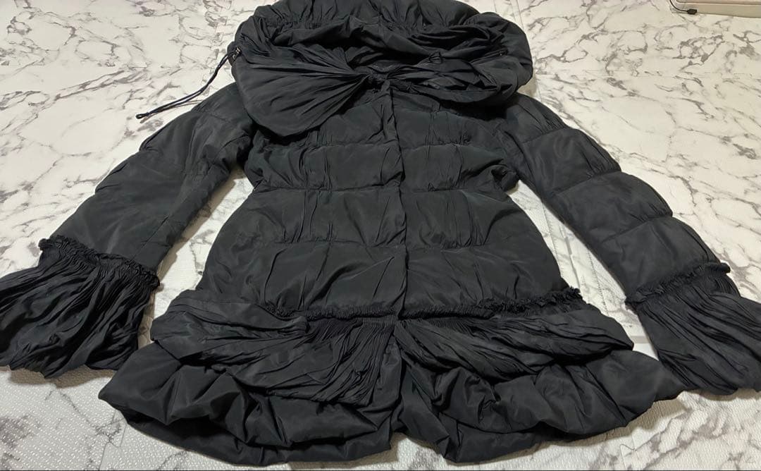 お*め様 ★ERMANNO SCERVINO ブラックダウンジャケットレディース