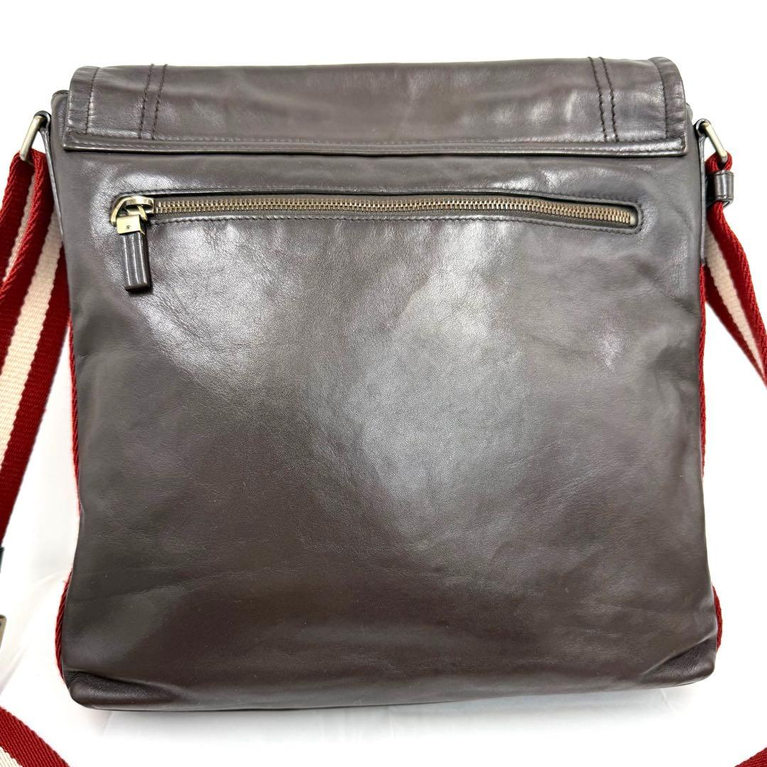 ✨美品✨BALLY バリー レザー メッセンジャーバッグ A4対応 ブラウン