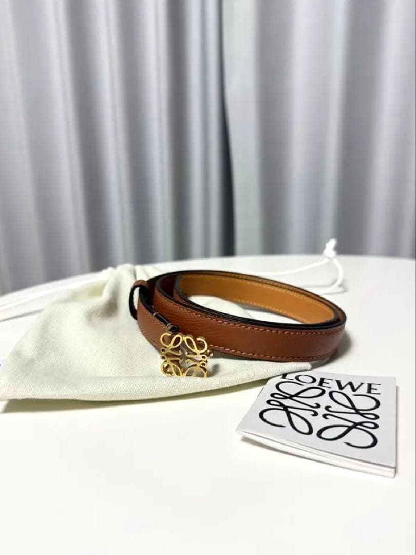 LOEWE ロエベ アナグラム レザーベルト タン70/28 新春初売りセール！