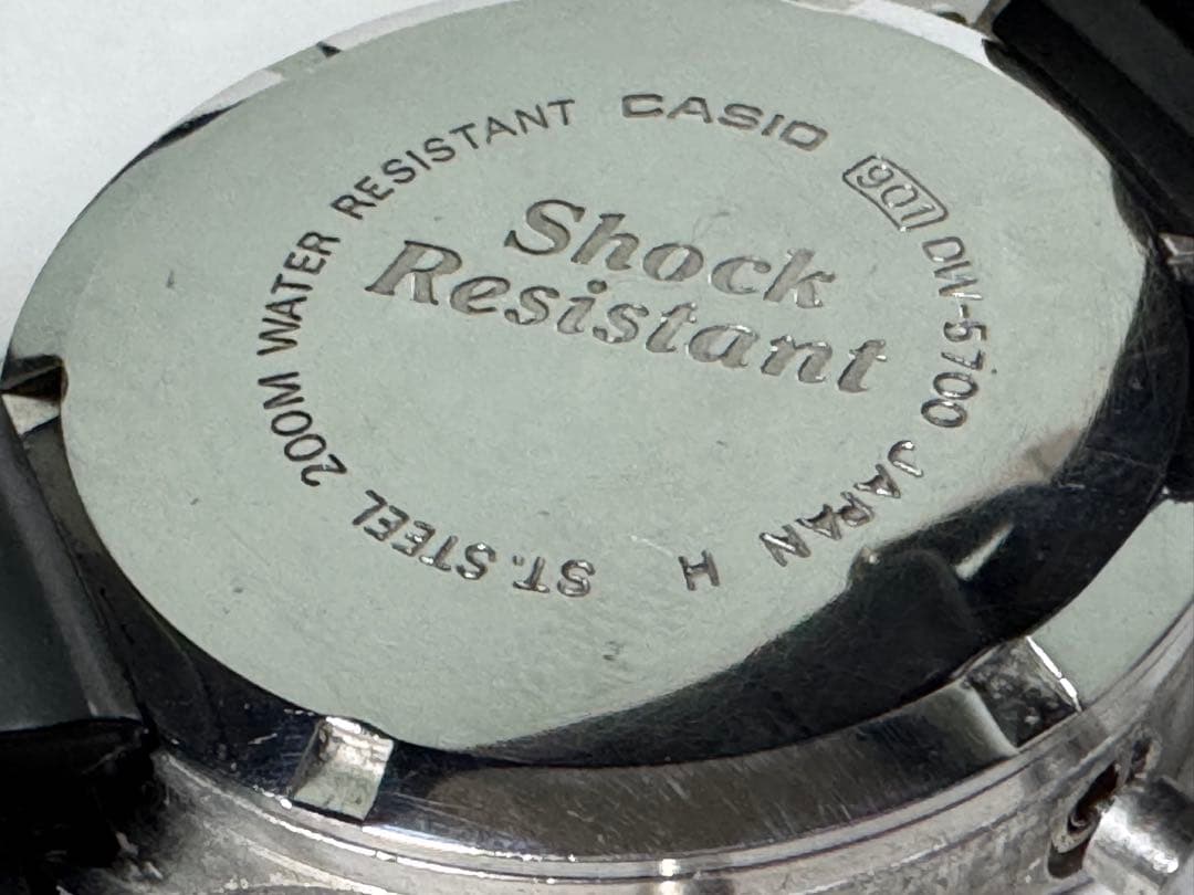 CASIO G-SHOCK ＤＷ-5700 スクリューバック　スティング 豆電球