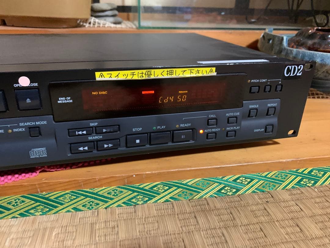 動作品　TASCAM　業務用CD　プレーヤー　CD-450