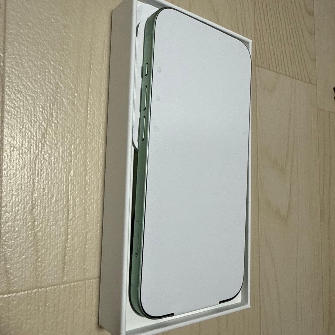 ［新品・未使用］iPhone 15 Green 本体　128GB