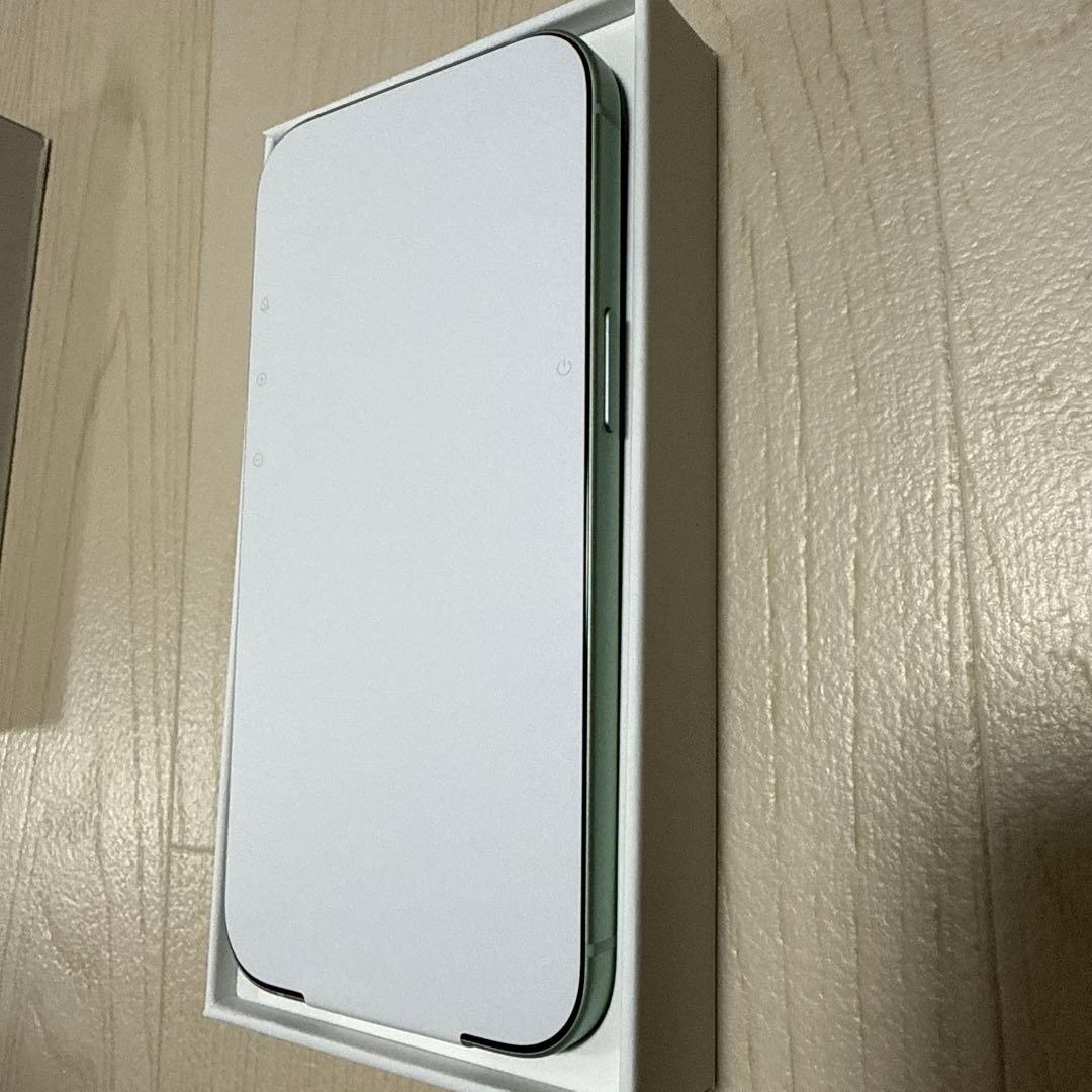 ［新品・未使用］iPhone 15 Green 本体　128GB