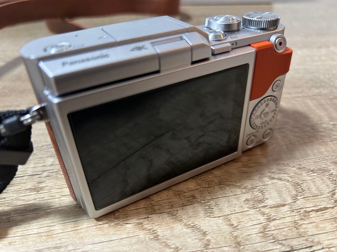 パナソニック ルミックス GF9 単焦点レンズ付属 オレンジ DC-GF9W-D