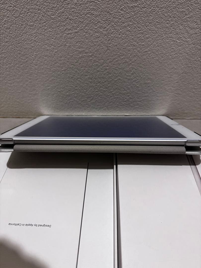 ipad8世代 32GB おまけ付き シルバー 10.2インチ