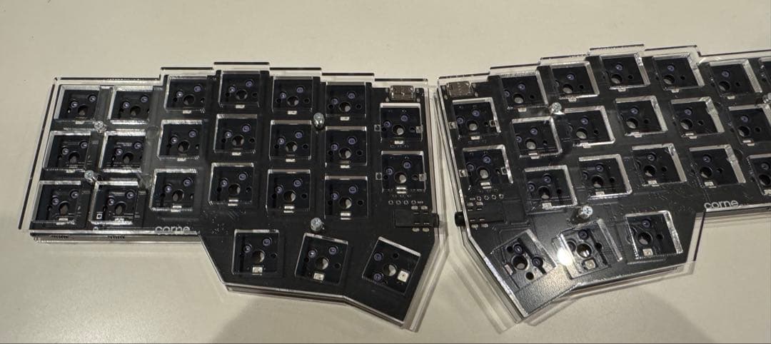 【新品】corne v4 cherry 完成品　スケルトン　透明アクリル