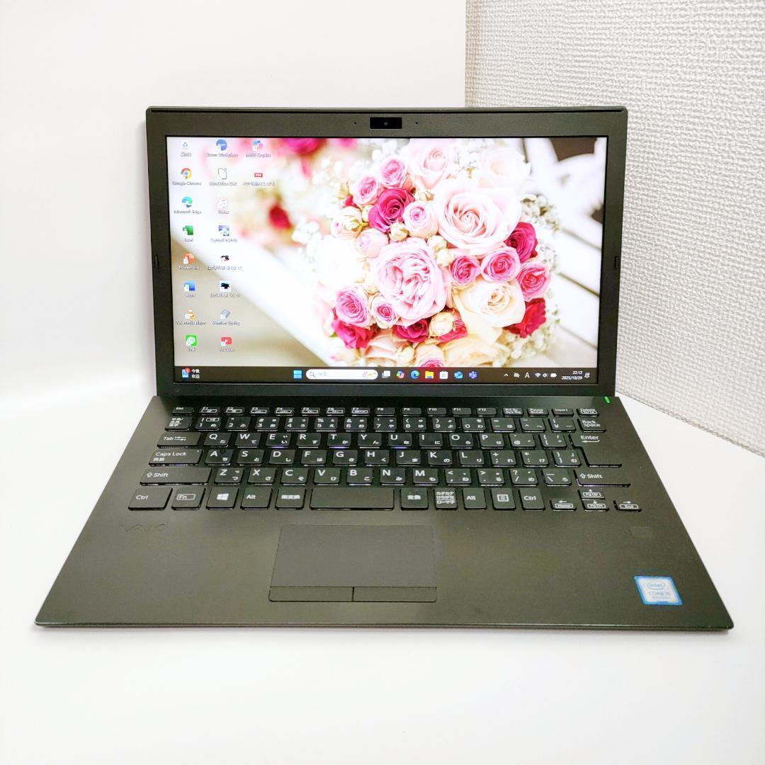 Windows11✨️SSD/第8世代i5/カメラ付き小型ノートパソコン/バイオ