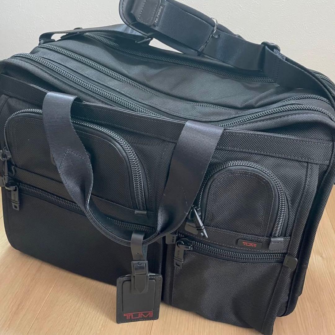 極美品TUMI トゥミ エクスパンダブルビジネスブリーフケース 26160DH