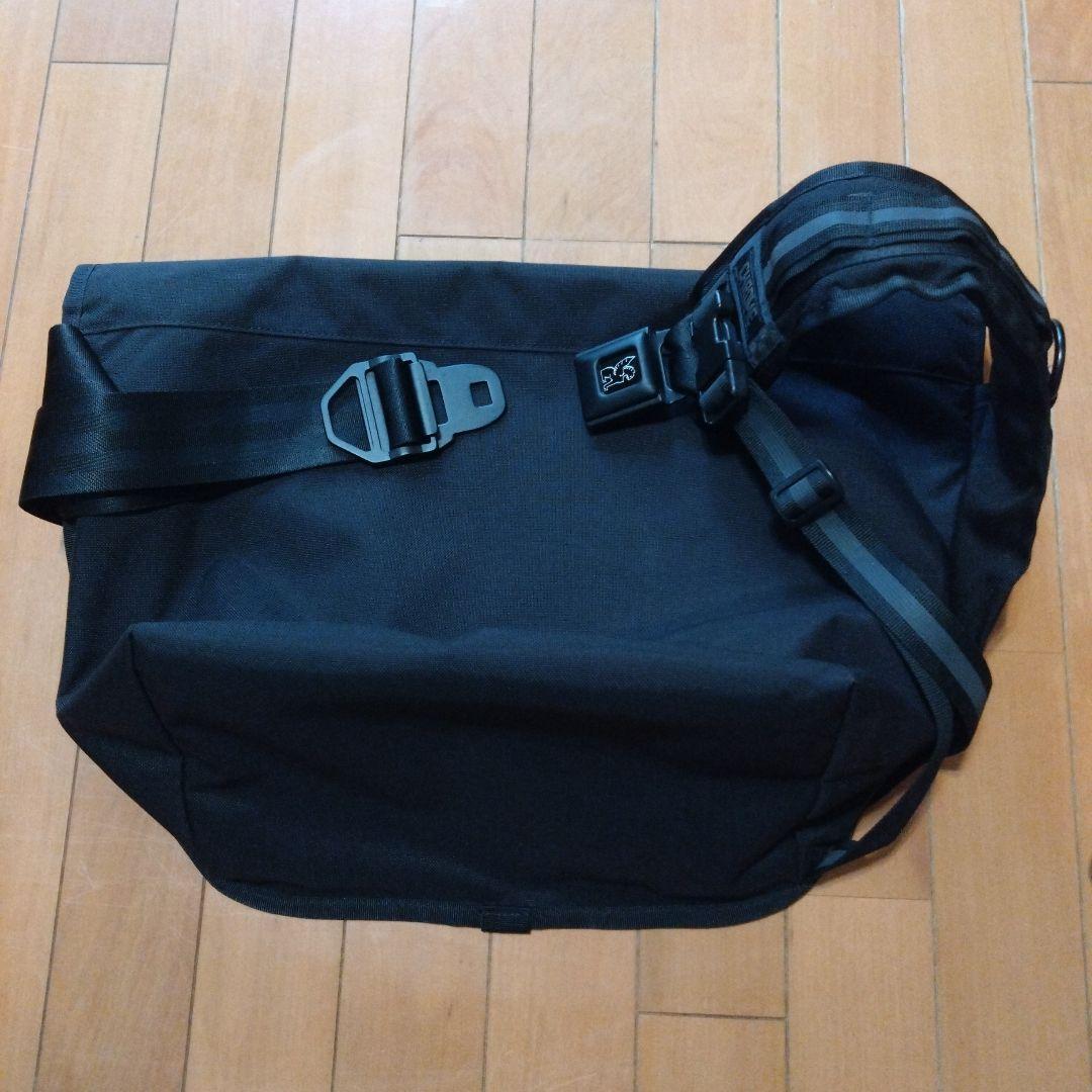 CHROME メッセンジャーバッグ 黒/灰（反射モデル）極上