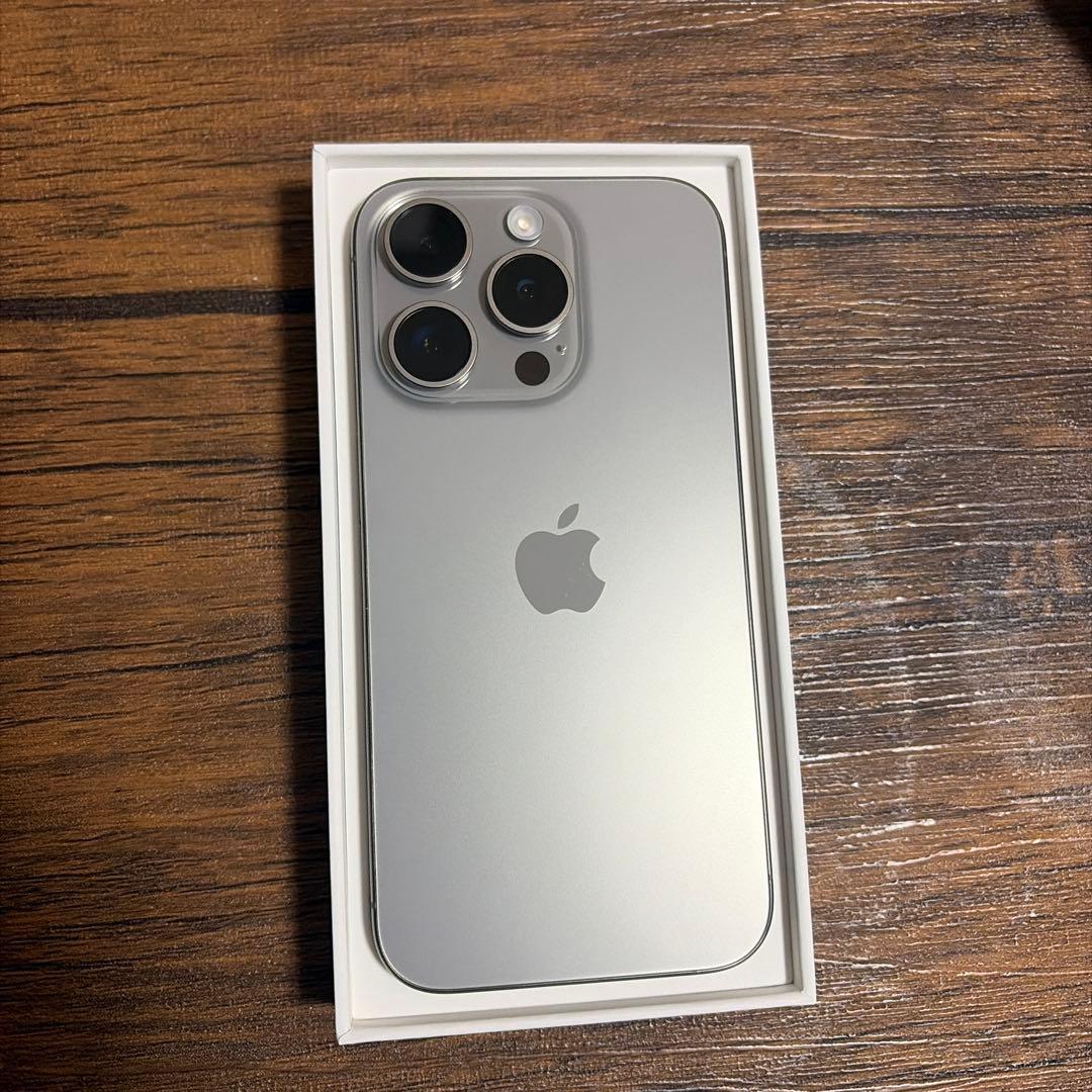 携帯電話本体 iPhone15pro 125gb