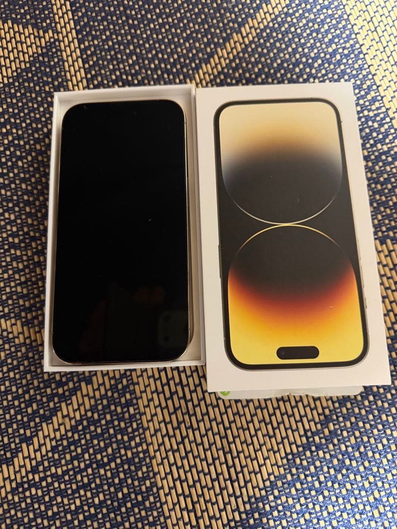 Apple iPhone 14 Pro ゴールド