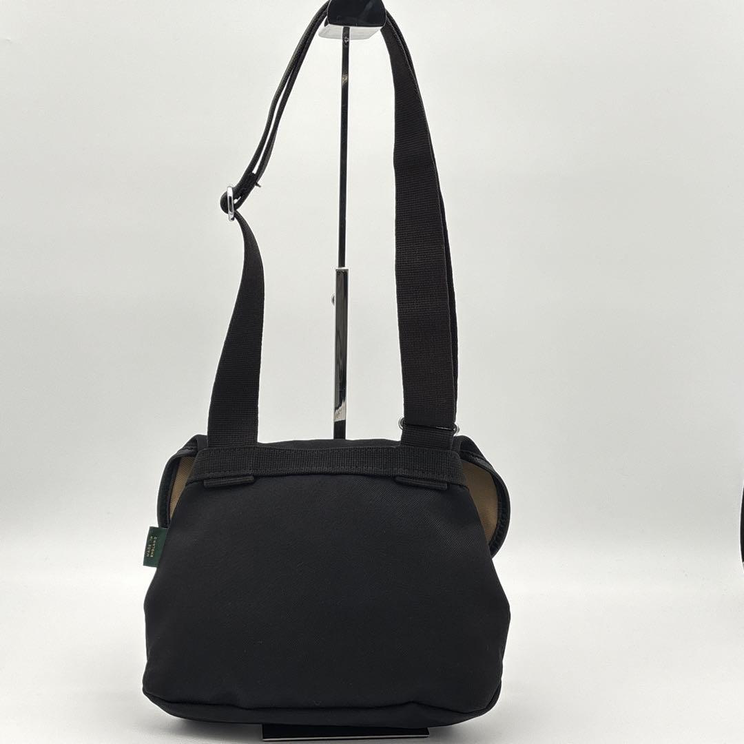 Brady AVON ショルダーバッグ ブラック 斜め掛け クロスボディ