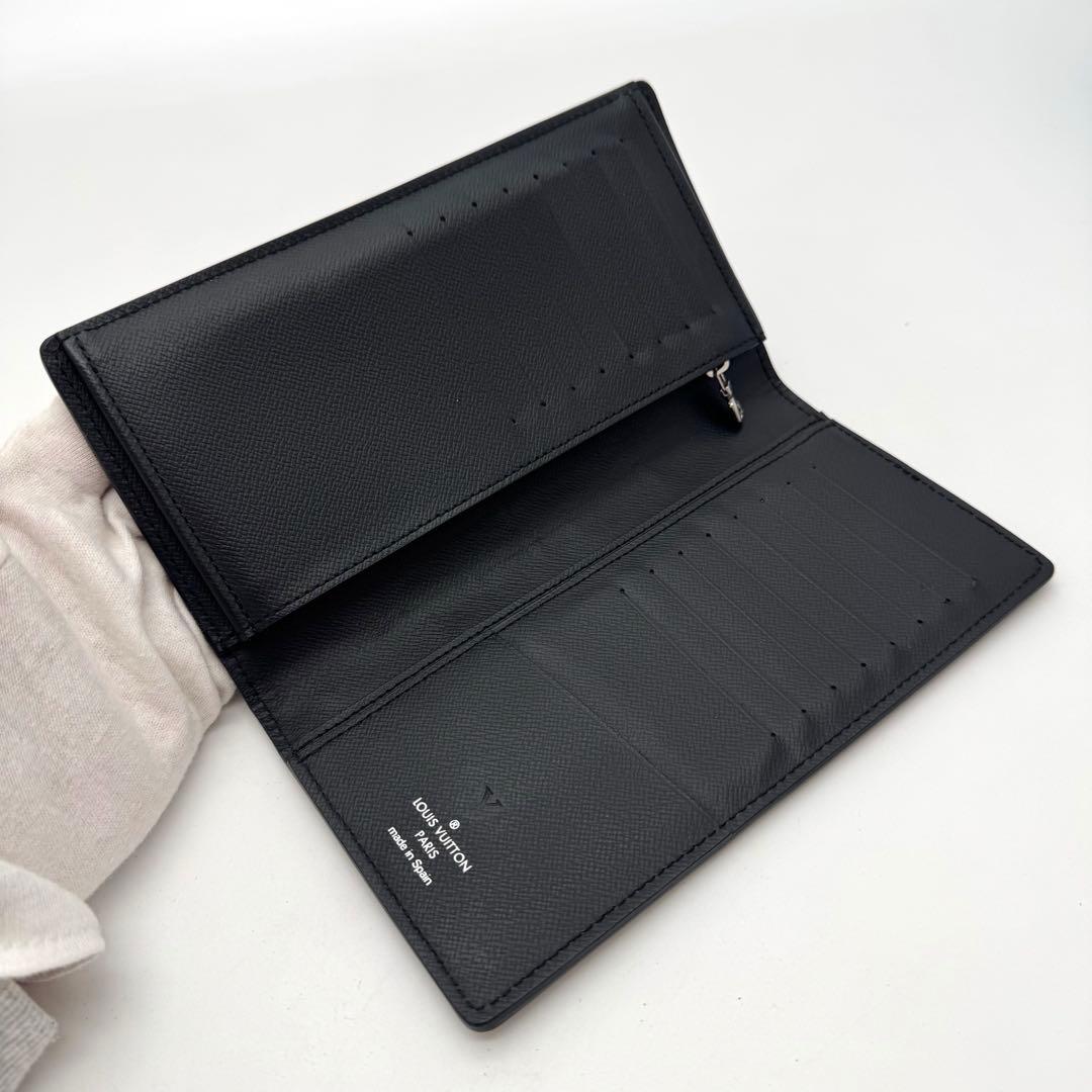 【新型・極上美品】ルイヴィトン　ブラザ　タイガ　カード16枚　長財布　黒　メンズ