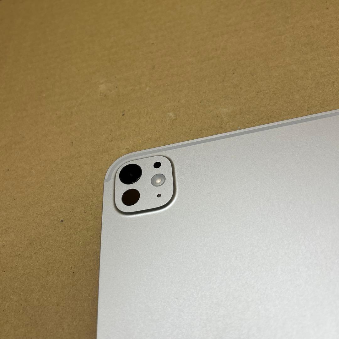 iPad Pro M4 13インチWIFI シルバー　2TB