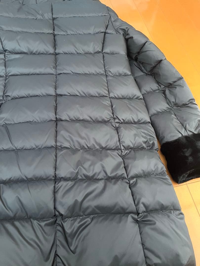 2度着用　Ballsey タフタファーコンビダウンコート黒　美品