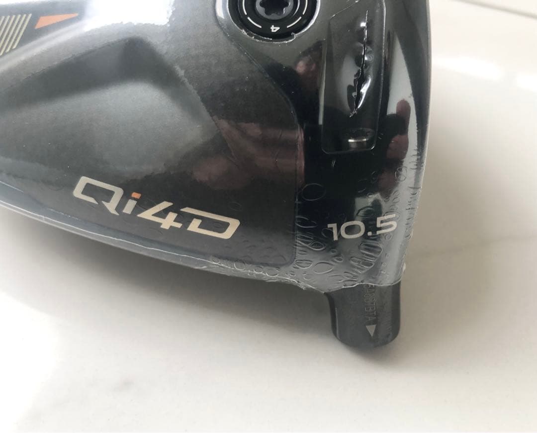 【新品未使用！】テーラーメイド　Qi4D コア　ドライバー 10.5度 ヘッド