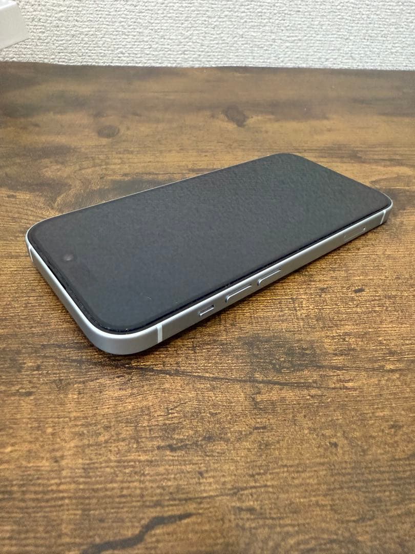 iPhone15 ブルー 128GB