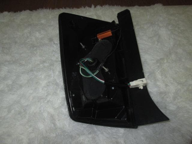 KAHO プリウス ZVW30 社外品フルLED テールランプ スモーク