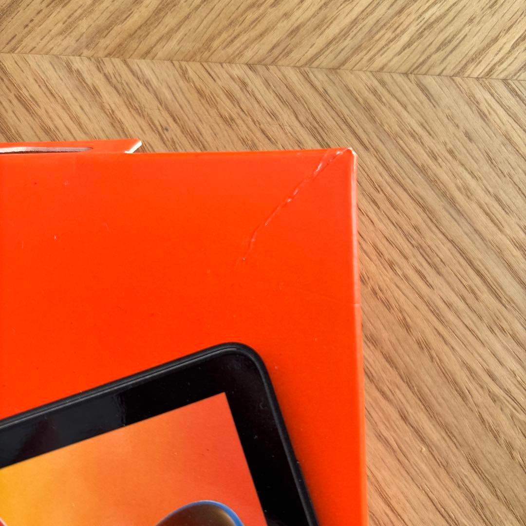 Fire HD 8 32GB 3GB RAM 2025年6月購入