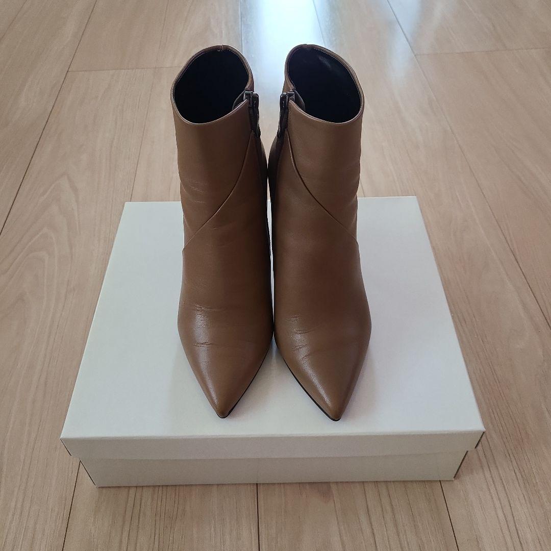 美品　DIANAショートブーツ　22.5㎝