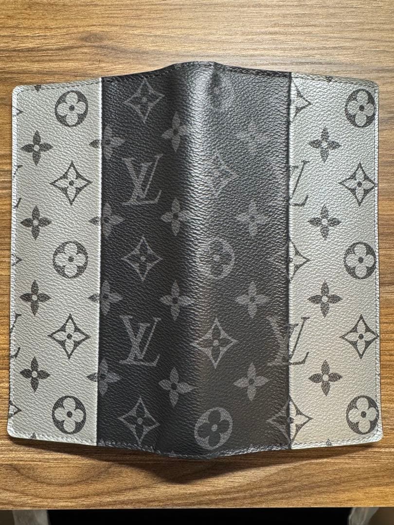 【希少】ルイヴィトン モノグラム　エクリプス　スプリット　ポルトフォイユブラザ