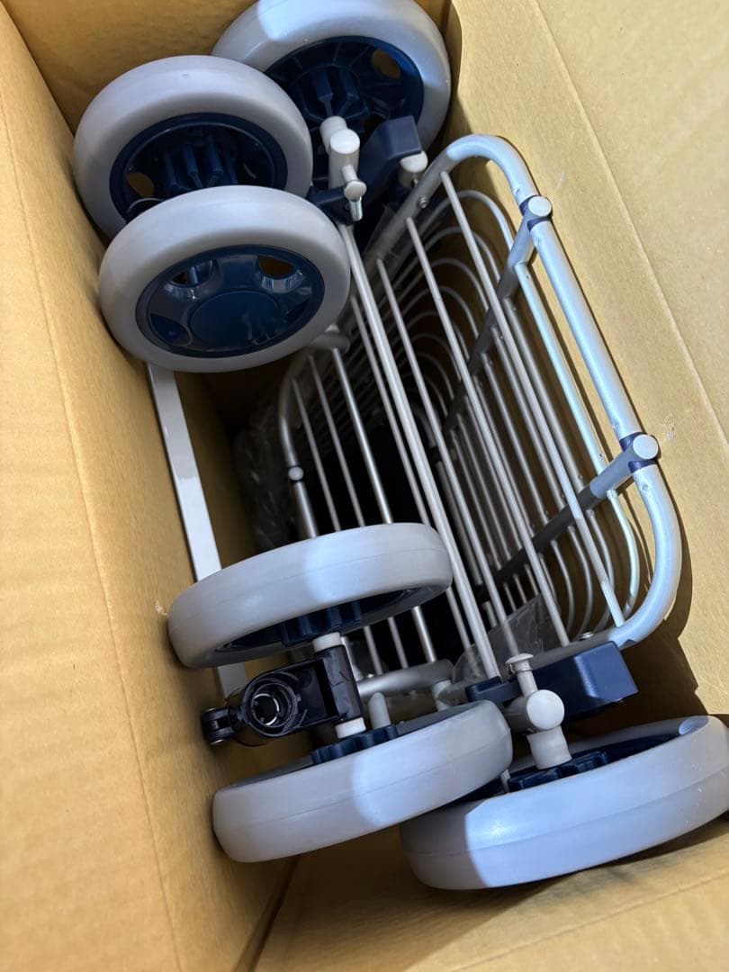 ワイヤーカート　新品　シルバーカー　ショッピングカート　買い物カート　老人車