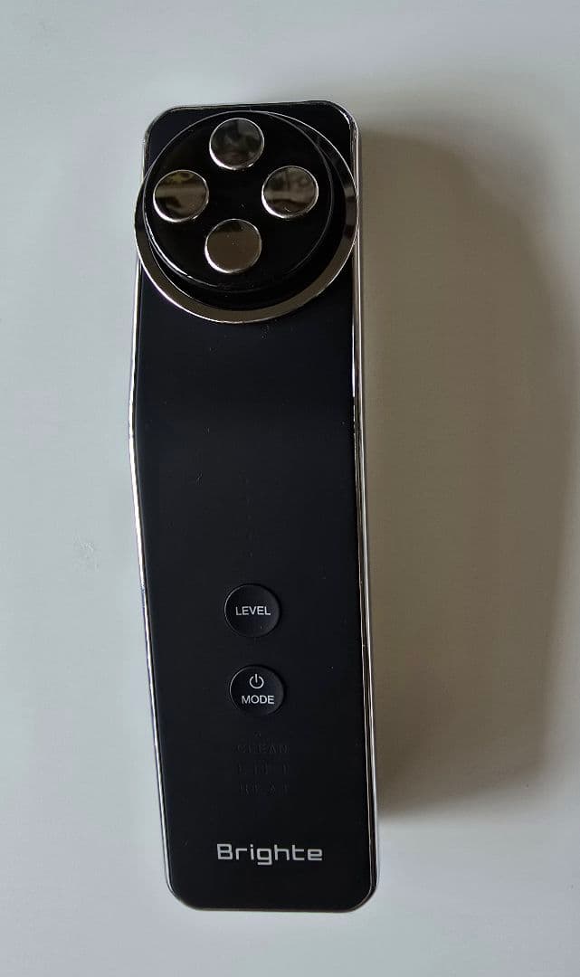 きー　Brighte ブライト エレキリフト 美顔器