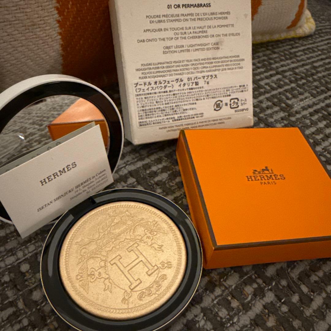 HERMES ハイライトパウダー 01 オルペルバラス