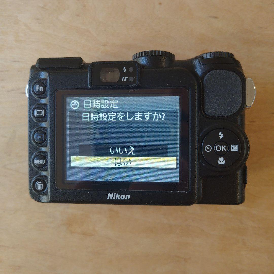 Nikon COOLPIX P5100 & 純正ケース