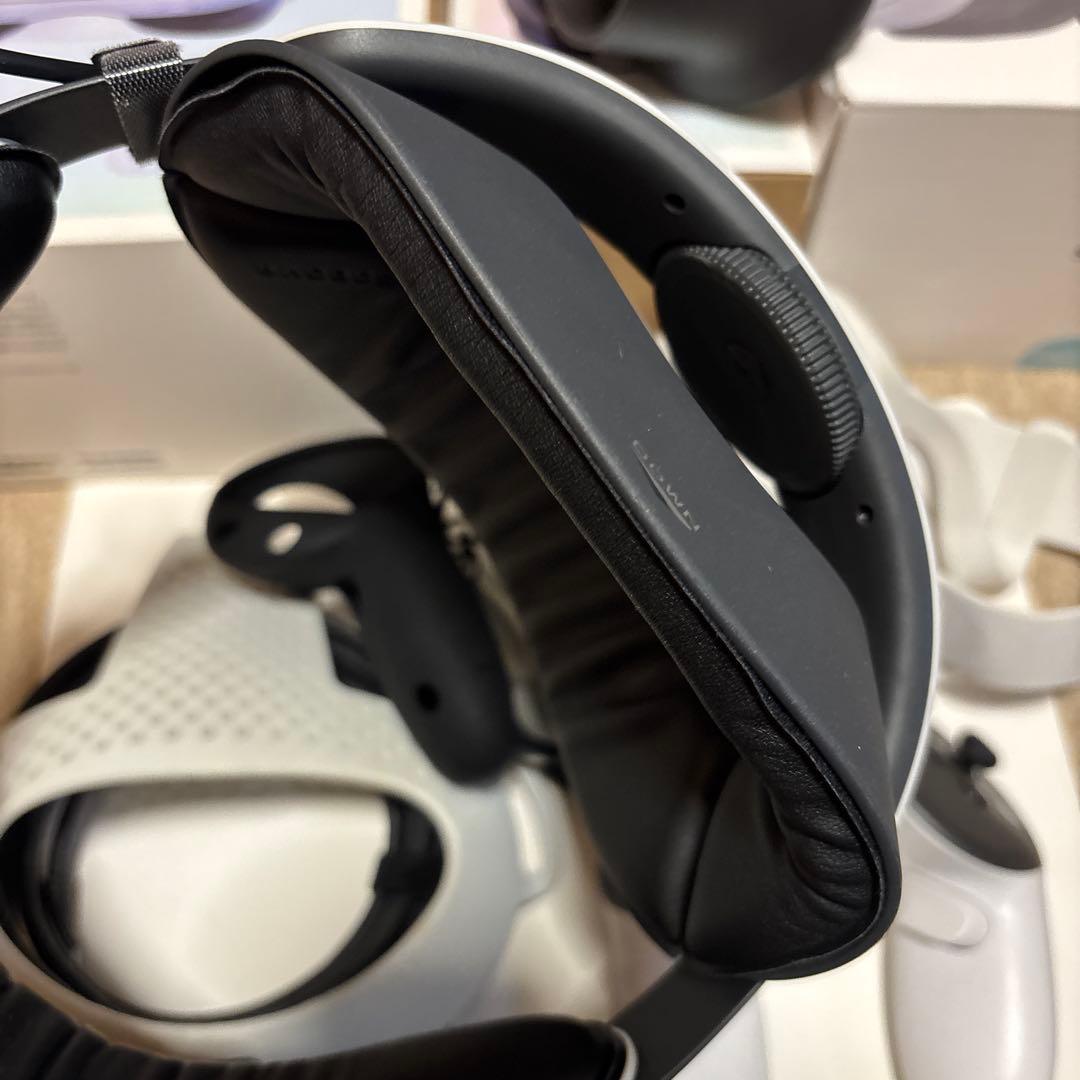  Quest 3 128GB BOBOVR S3 PRO他　中古
