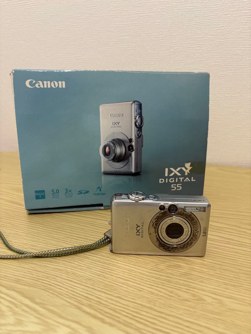 コンパクトデジカメ　Canon IXY DIGITAL 55