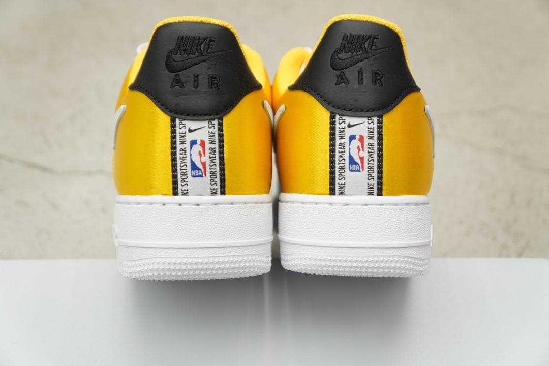 新品 NIKE × NBA Air Force 1 '07 LV8 1016P▲