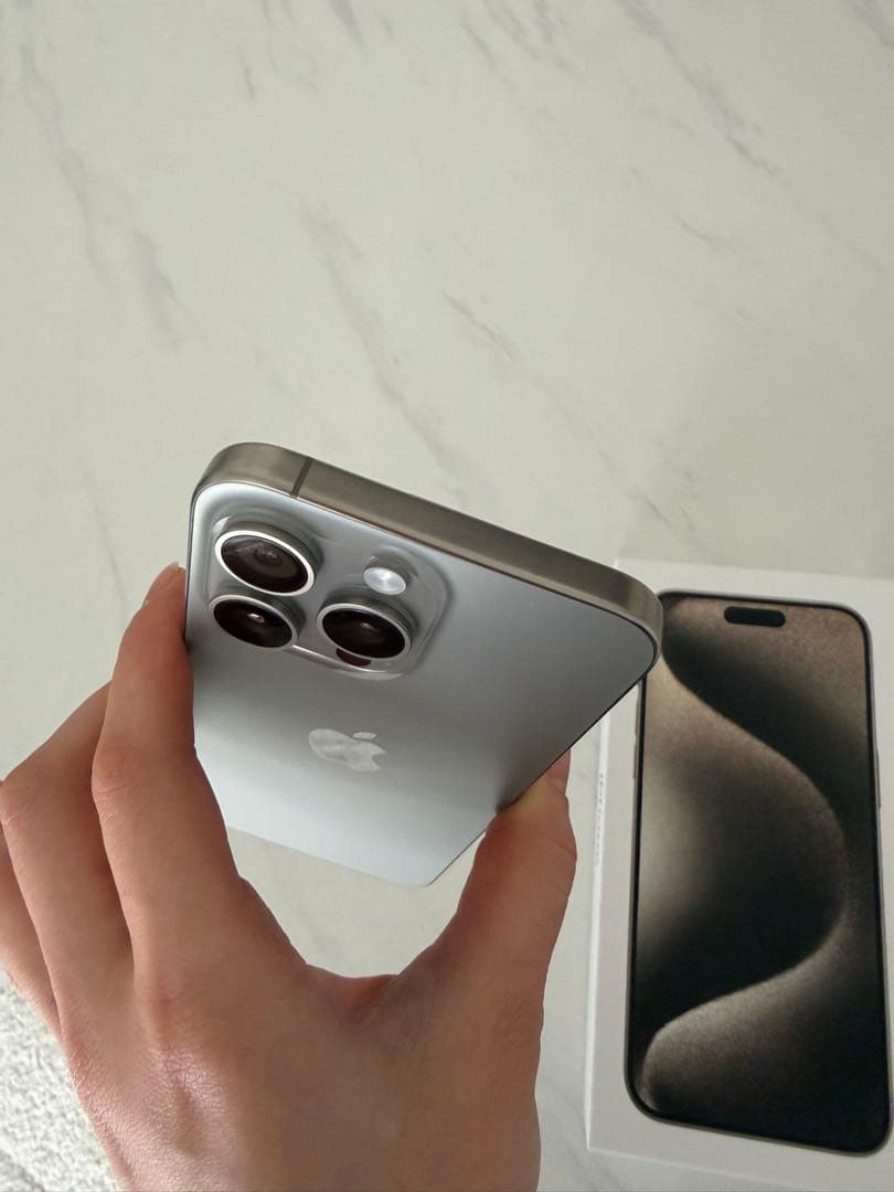 スマートフォン本体 Apple iPhone 15pro Max 256gb