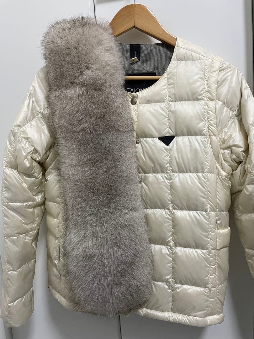 TAION extra アイボリー キルティング ダウンジャケット ファー付き