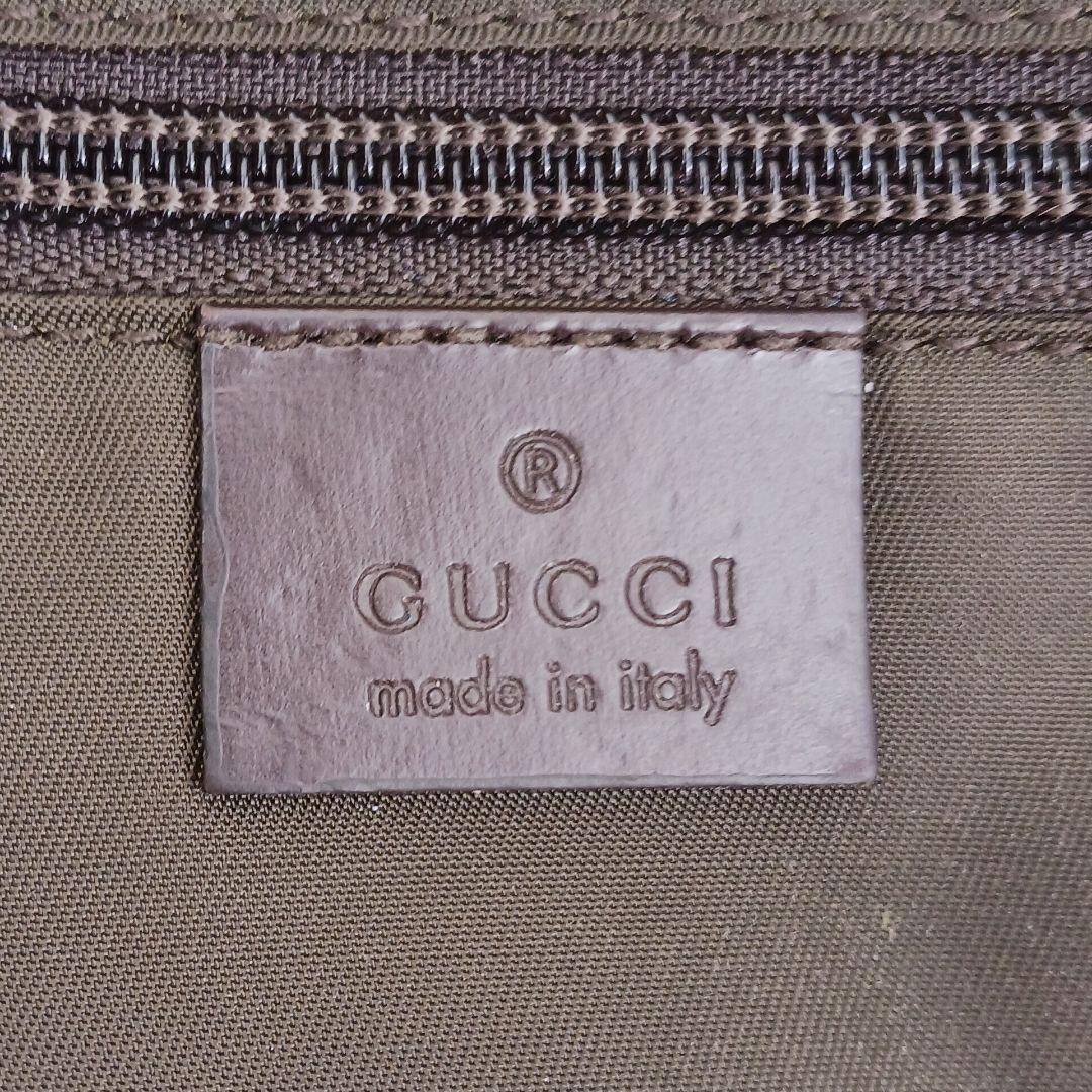 ✨人気デザイン✨GUCCI　GG スプリーム　メッセンジャーバック　PVC