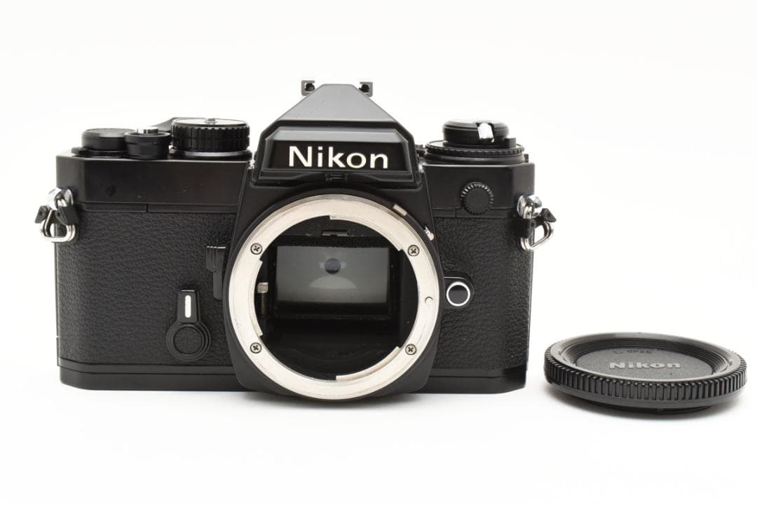 良品 NIKON FE ブラック　フィルムカメラ　モルト新品交換済 N M105